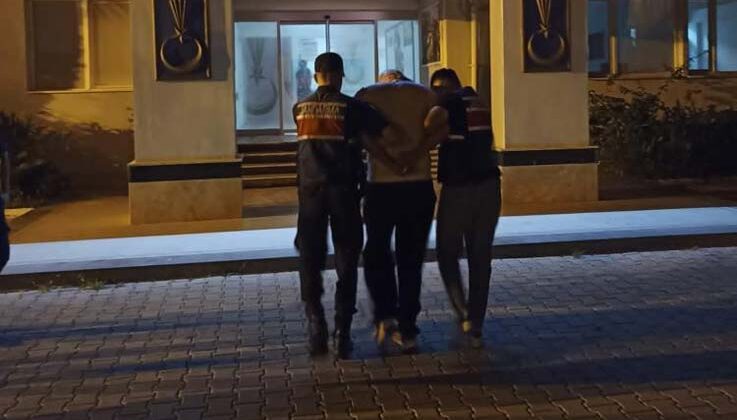 Antalya’da 15 yıl hapis cezası ile aranan şahıs yakalandı