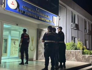 13 yıl hapis cezası ile aranan şüpheli jandarmaya takıldı