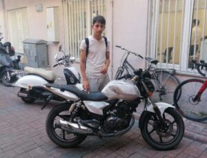 Çalınan motosikletine 20 gün sonra hurdaya dönmüş halde kovuştu