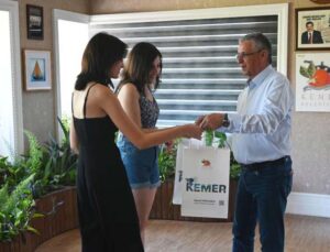Kemer Belediyesi kursiyeri YKS’de Türkiye 117’incisi oldu