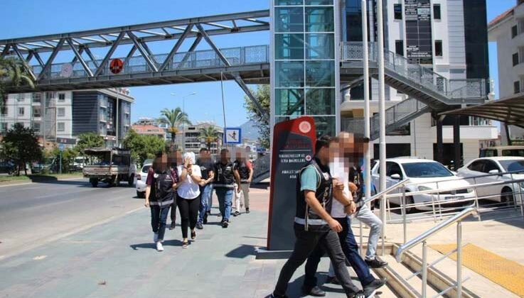 Piramit satış sistemiyle para toplayıp vatandaşı 500 milyon TL dolandırdılar