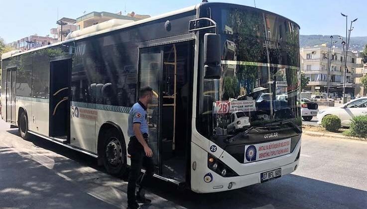 Alanya’da taksi ve halk otobüsleri denetlendi