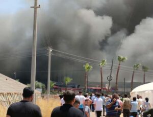 Antalya’da çiçek işleme tesisinde yangın
