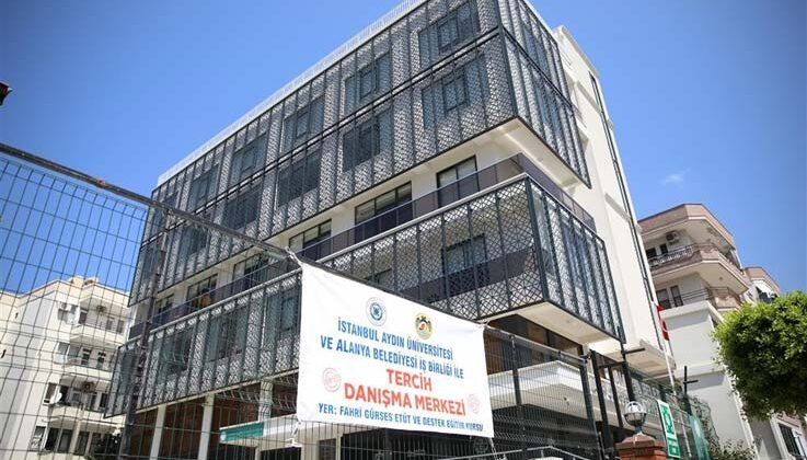 Fahri Gürses Etüt Kursu’nda ücretsiz tercih hizmeti