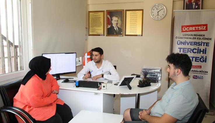 Büyükşehir’den gençlere üniversite tercihinde ücretsiz destek