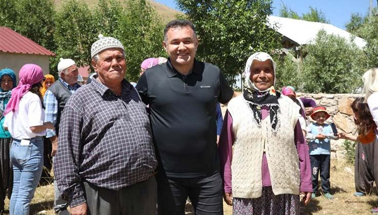 Başkan Yücel’den 23 yaylaya hizmet