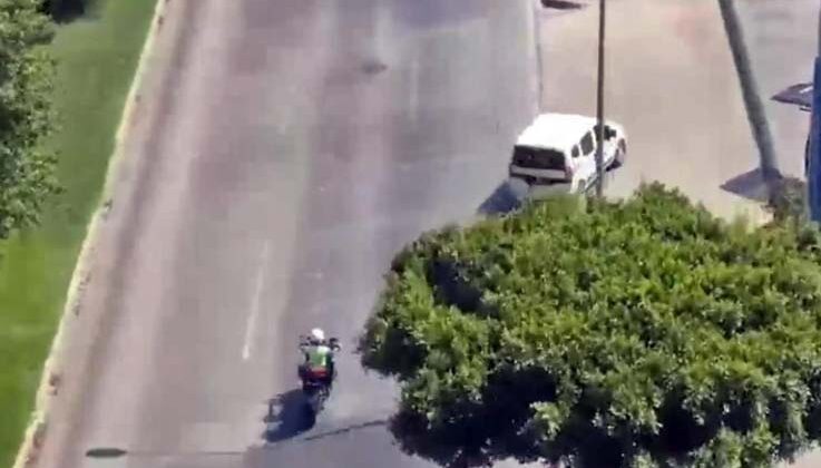 Korsan taksilere müşteri kılığındaki polis şoku