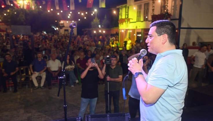 Kepez’in Nostaljik Yeşilçam Sokağı açıldı