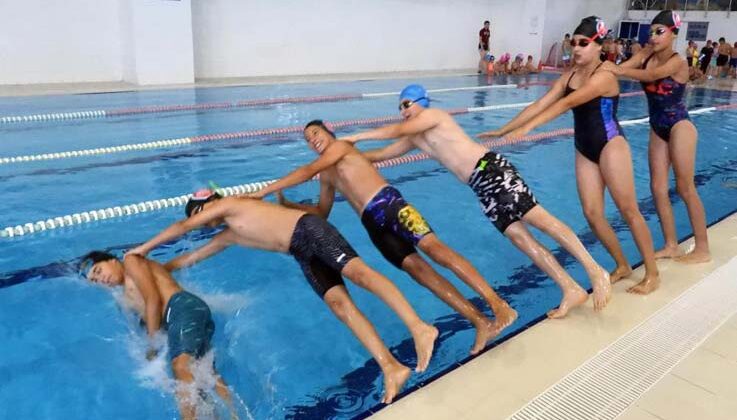 Kepez Belediyesi Spor Kulübü antrenörleri, kendi sporcularını yetiştiriyor