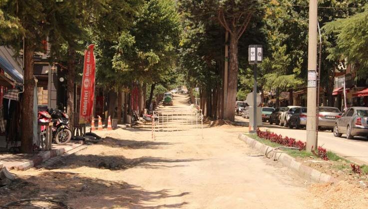 ASAT, Elmalı merkezdeki su borularını yeniliyor