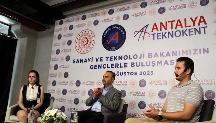Bakan Kacır: “Ülkemizin dört yanında Ar-Ge atılımını ortaya koymalıyız”