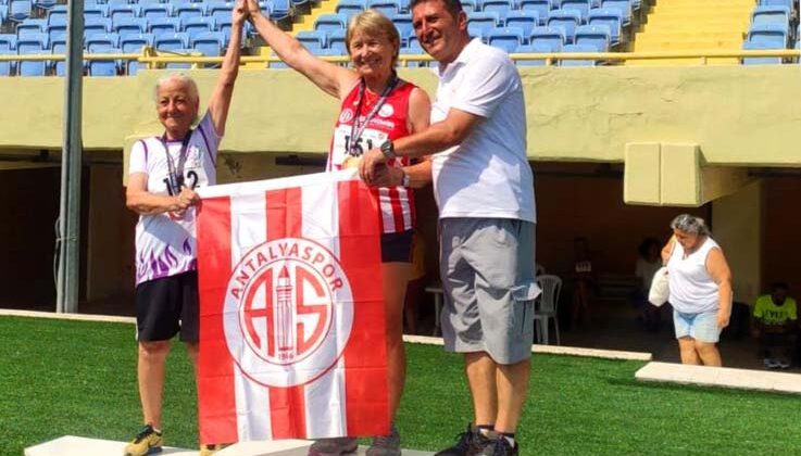 Türkiye Masterler Şampiyonası’na Antalyaspor damga vurdu