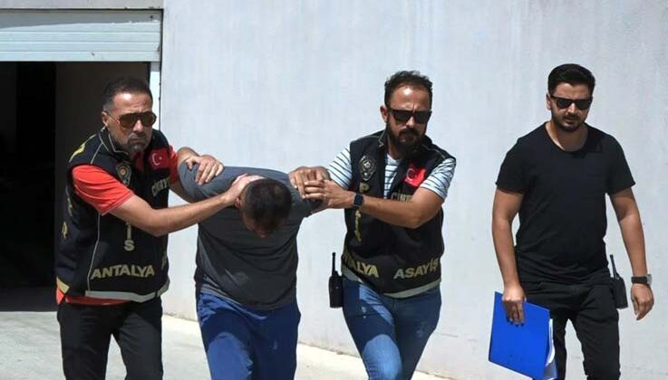 Eşini vahşice öldüren zanlı tutuklandı