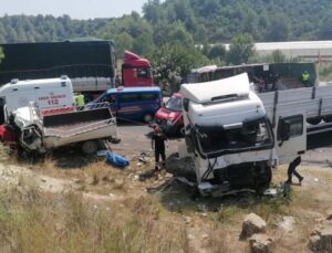 Antalya’da feci kaza: 2 ölü