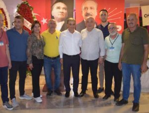 CHP Aksu’da Kenan Yıldız yeniden başkan seçildi