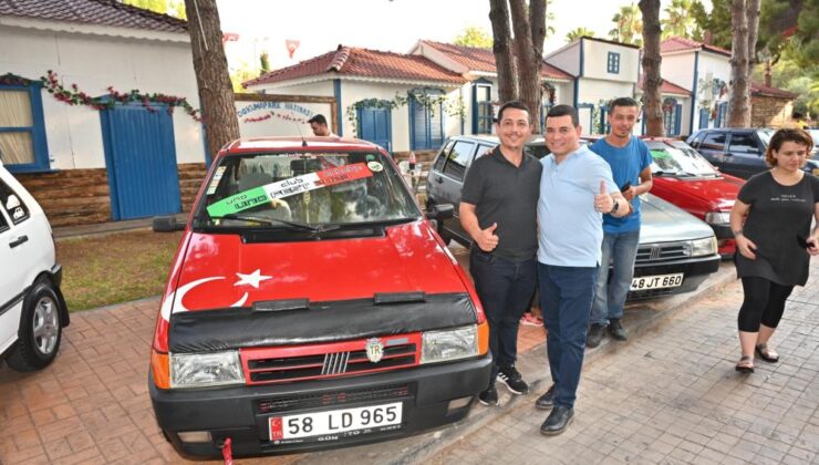 Uno tutkunları Dokumapark’ta buluştu