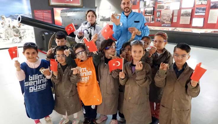 Antalya Bilim Merkezi’nde 30 Ağustos atölyeleri