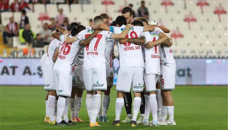 Antalyaspor attığı 2 golle, 2 puan aldı