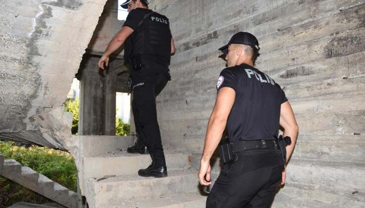 Huzur uygulamasında aranan 12 kişi yakalandı