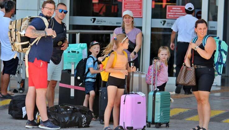 Temmuz ayında Antalya’ya 2 milyon 660 bin 420 turist geldi