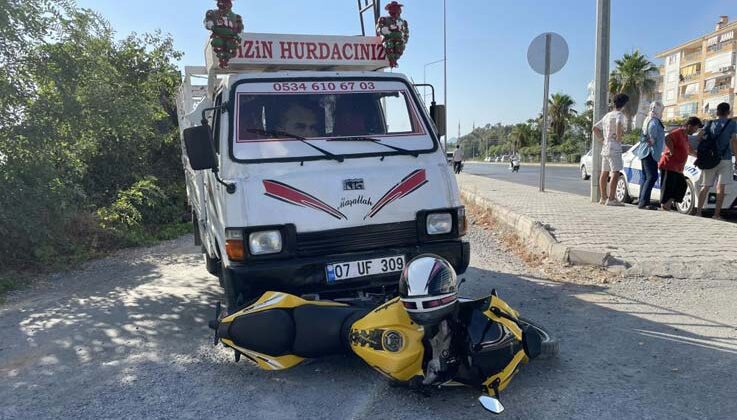 Gazipaşa’da kamyonetle motosiklet çarpıştı: 1 yaralı