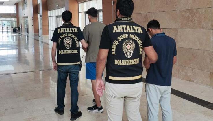 Antalya’da kendisini polis olarak tanıtıp 1 milyon 600 bin liralık vurguna 6 gözaltı