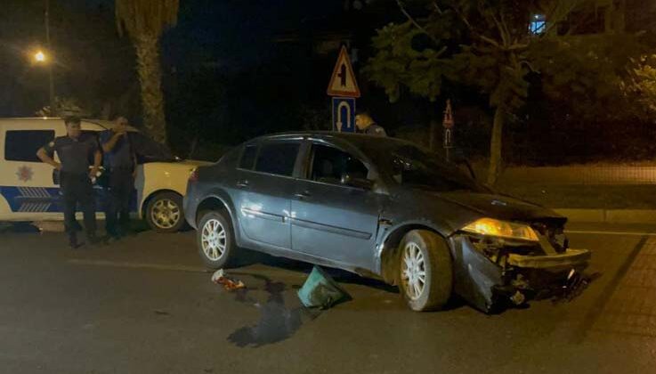 Kaza yapan sürücü aracı bırakıp kaçtı