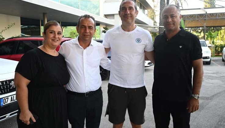 Kemer’de 110 kişilik dev kadrodan konser hazırlığı