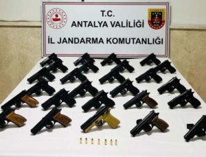 Serik’te silah kaçakçılığı operasyonunda 3 tutuklama