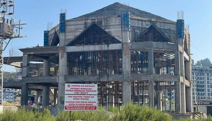 10 bin nüfuslu mahalle, ilk camisine kavuşmak için gün sayıyor