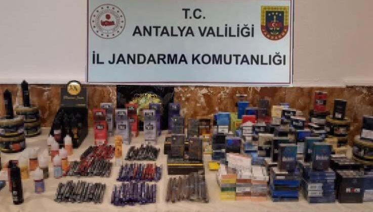 Manavgat’ta kaçak tütün ve elektronik sigara operasyonu