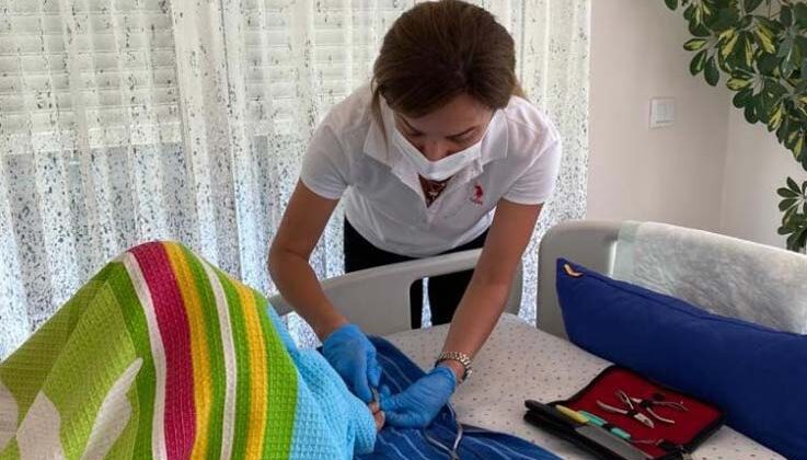 Kemer Belediyesi hastaların yanında olmaya devam ediyor