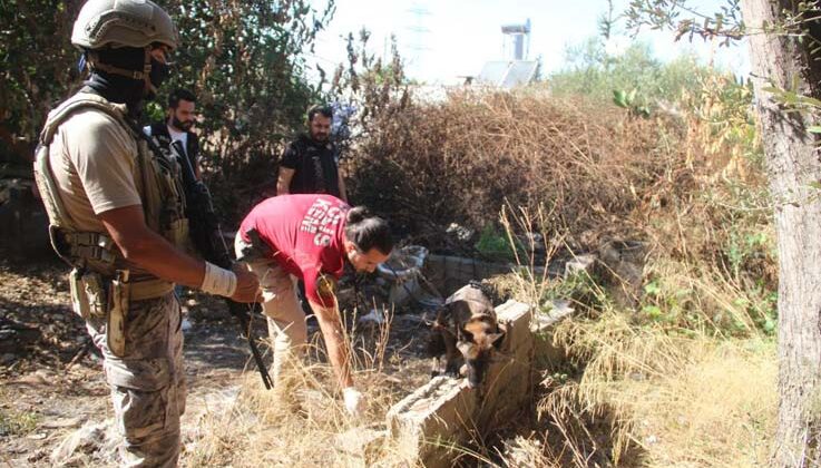Antalya’da 300 polisle 15 adrese helikopter destekli eş zamanlı uyuşturu operasyonu