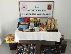 Antalya’da jandarmadan kaçak alkol ve sigara operasyonu: 1 gözaltı