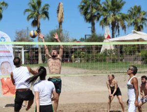 Büyükşehir’den plaj voleybolu turnuvası