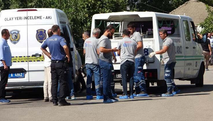 Antalya’da tartıştığı 2 çocuk annesi eşini banyoda av tüfeği ile öldürdü
