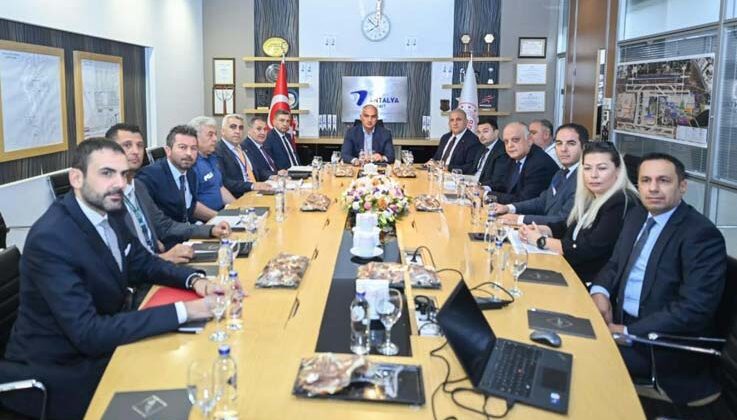 Bakan Ersoy: “Antalya’mızın güzelliklerini daha fazla kişiye ulaştırmak için çalışmalarımıza devam edeceğiz”