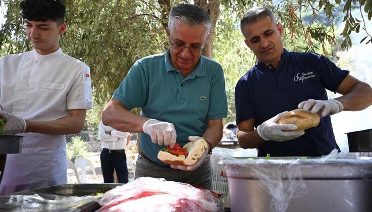 Başkan Topaloğlu’ndan öğrencilere mangal partisi