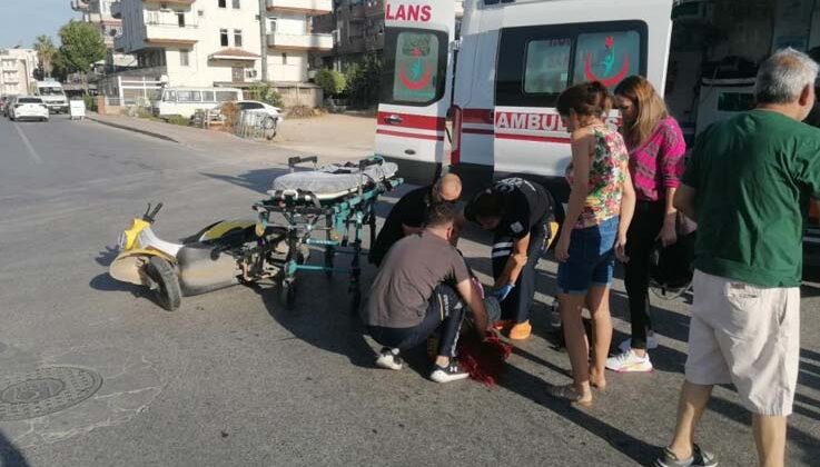 Manavgat’ta otomobil ile motosiklet çarpıştı: 1 yaralı