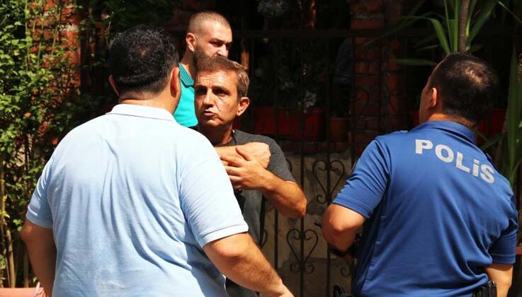 Antalya’da turistik işletmede ‘papağan’ gerginliği