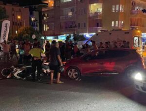 Motosikletle otomobilin çarpıştığı kazada baba kız hastanelik oldu