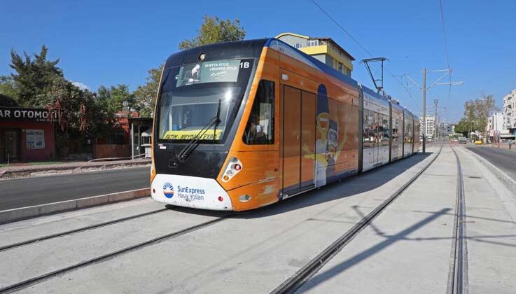 Doğu Garajı-Meydan arasındaki tramvay seferleri yeniden başladı