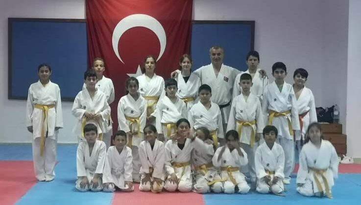 Kemer Belediyesi karate takımından 7 madalya