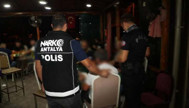 Antalya’da kafe ve kıraathane denetimi