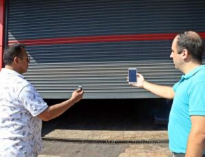 Elektronik kepenkleri açan kumandayı klonlayan cihaz üretti, o cihazı saf dışı bırakacak yazılımı da geliştirdi