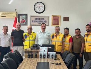 Kaymakamdan amatör telsizcilere malzeme desteği