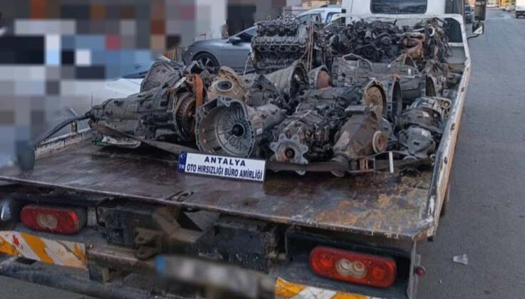 Antalya’da ‘change’ araç operasyonu: 7 adet tescil kaydı olmayan araç motoru ele geçirildi