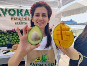 2 kilo 94 gramlık mango üreticisine 10 bin TL kazandırdı