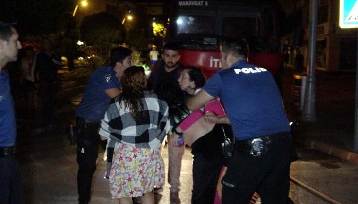 İş yerinin yandığını gören kadın fenalık geçirdi