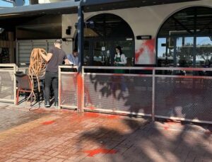 Antalya’da İsrail protestosu: 5 iş yerine saldırı